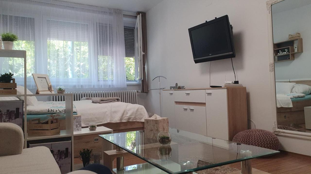 City Center'S Lovely Place Appartement Szeged Buitenkant foto